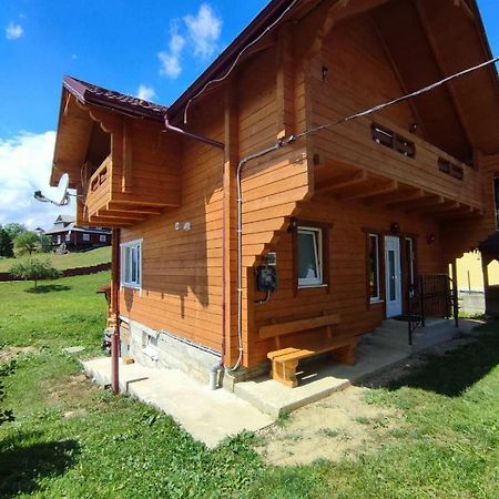 Villa Гостинний Двір Матійчуків Vorokhta Exterior foto